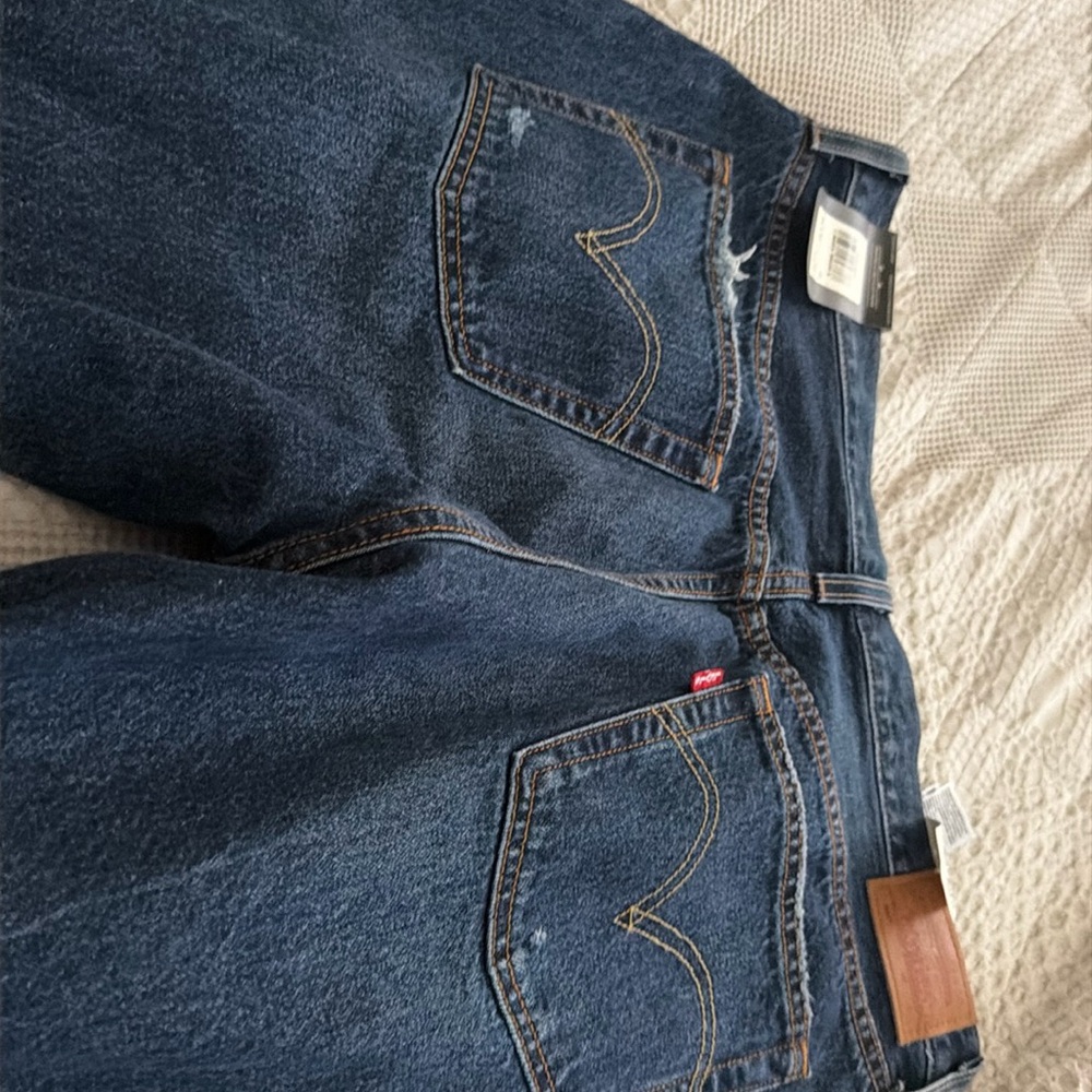 Brandnew never worn 501 Levi straight 34x32